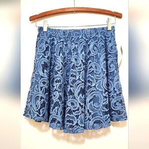 Scobe Women's Shirt Size Medium